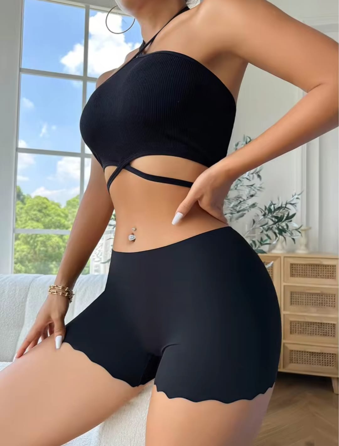 Women's Seamless Scalloped Edge Safety Shorts / High-Waist Seamless Boxer Briefs - Black